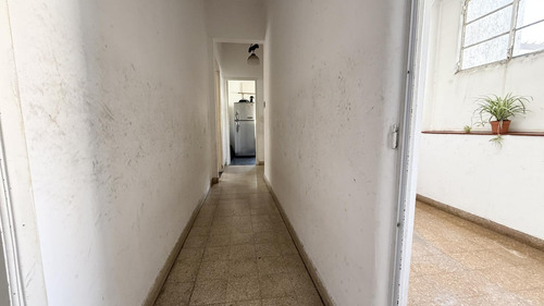 Venta Ph De 4 Ambientes En Primer Piso Por Escalera En Villa Real