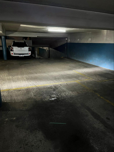 1 Cochera En Venta. Ciudad Vieja