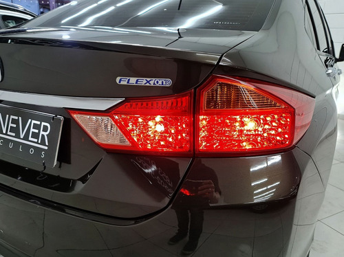 Imagem 3 de 15 de Honda City 1.5 Exl 16v 2015