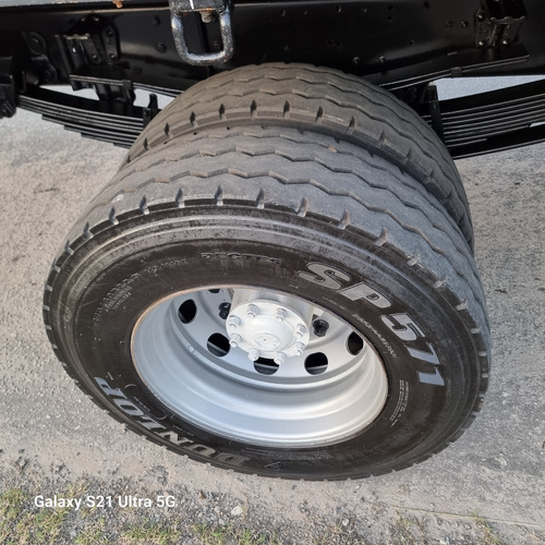 Ford Cargo Modelo 1519 Ano 2014 Na Carroceria Com Ar
