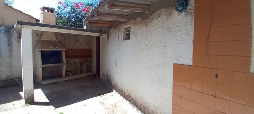 Casa Con Garage En Barrio Lindo De Santa Teresita
