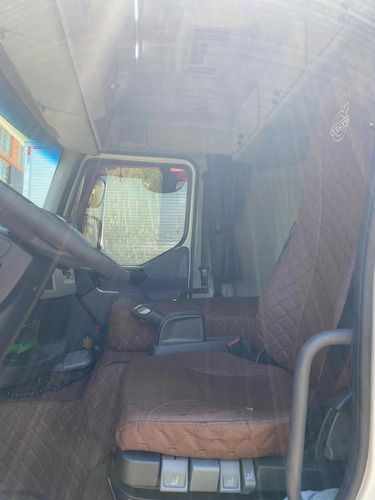 Volvo Vm 330 8x2 Bitruck - 2018 No Chassi