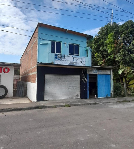 Propiedad Comercial Con 3 Locales En Venta En El Tejar, Medellin, Ver. | Frente Al Parque Del Tejar