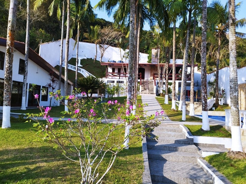 Casa Com Piscina Semi Olímpica Aquecida, (mansão),sauna, Spa Hidromassagem Para 9 Pessoas ,8 Quartos, 1516 Metros, Salão De Festas, Salão De Jogos Completo, Churrasqueira Completa, Alarme Cameras