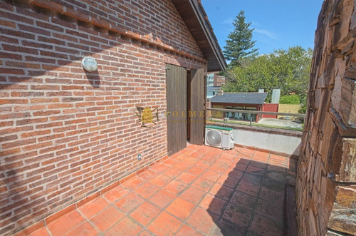 Casa En Alquiler De 4 Dormitorios, Piscina Y Barbacoa En San Rafael.- Ref: 3875