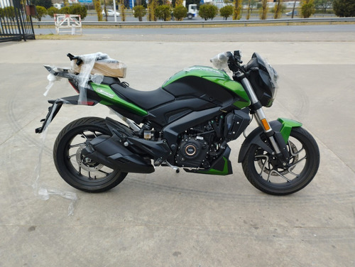 Imagen 2 de 15 de Bajaj Dominar 400