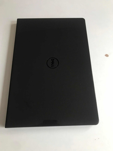 Dell Inspiron 15-3567 Laptop (Usado)
