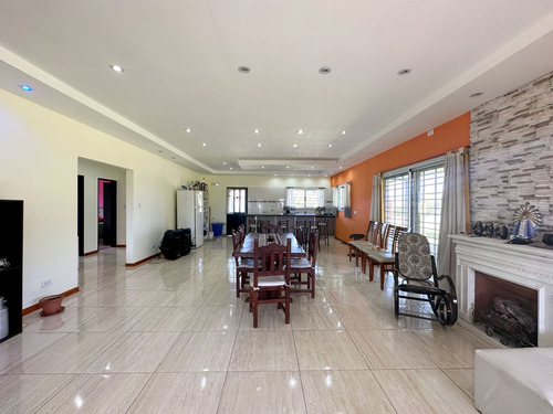 Quinta En Venta En Viejos Ombues