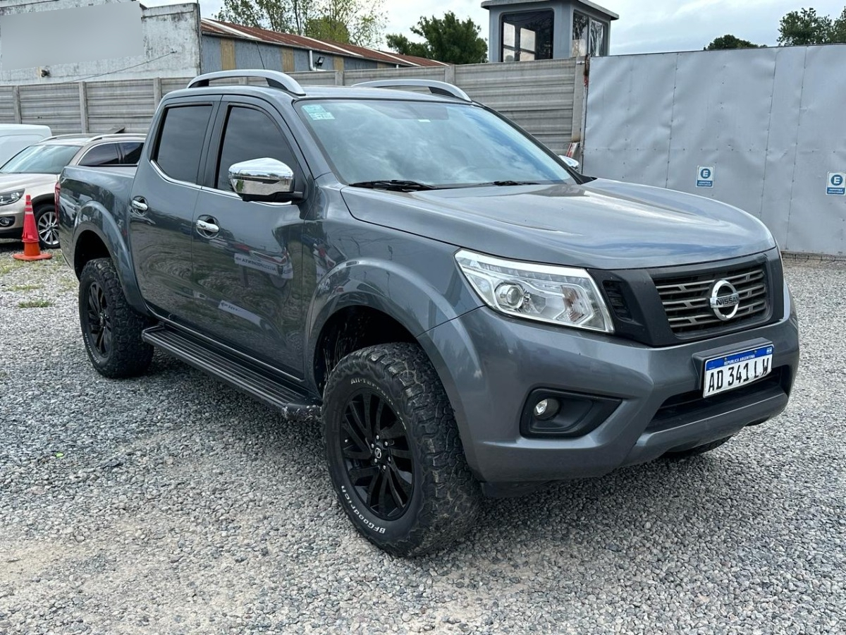 Nissan Frontier Le At 4x4 2019
