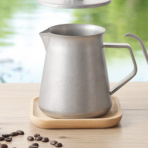 Cafetera Elegante Para Uso Doméstico Y En Cafeterías