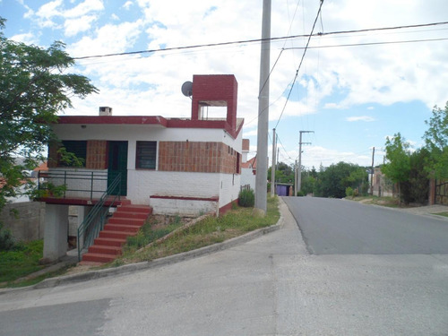 Imagen 3 de 18 de Atención Oportunidad, Casa Con Excelente Entorno Mina Clavero, Centro