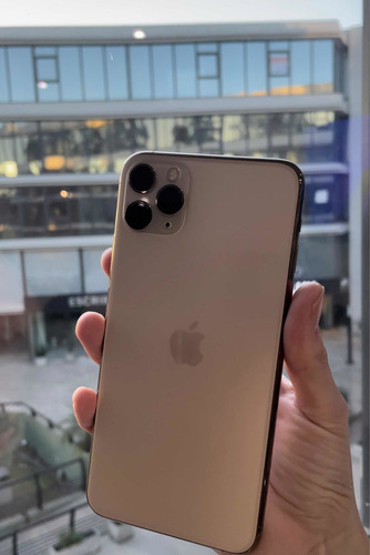 Imagen 7 de 7 de iPhone 11 Pro Max 64 Gb Oro