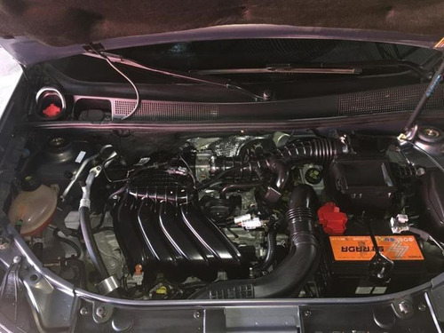 Imagem 7 de 12 de Renault Logan Expression 1.6 Ano:2018 Cinza Completo 4p