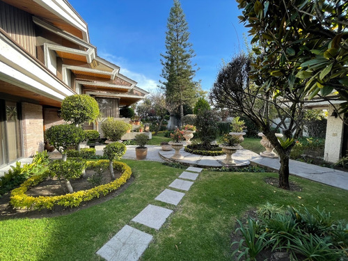 Casa En Venta En Bosques De Las Lomas