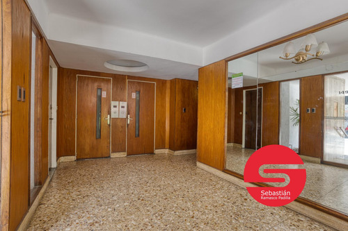 Departamento Venta Centro Dos Dormitorios Balcón