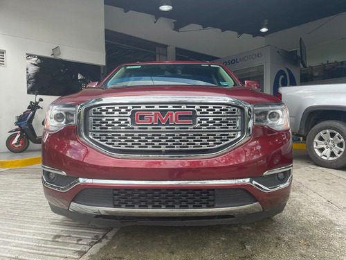 Imagen 2 de 11 de Gmc Acadia 2017 3.6 Denali V6 Piel 7 Pas. 4x4 At