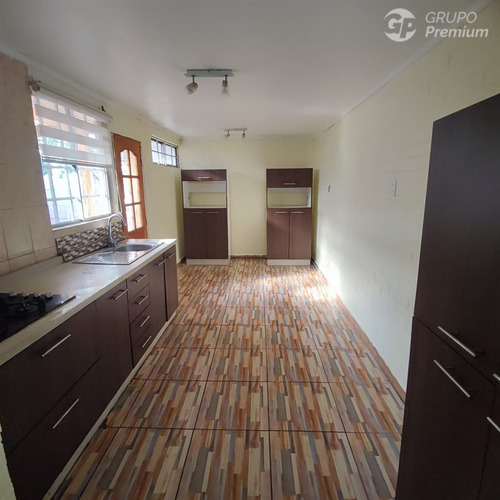 Casa En Venta De 3d 2b Y 1e En Puente Alto
