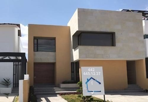 Residencia Cumbres Del Lago, 4 Recs, 4.5 Baños, Doble Altura