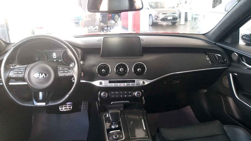 Imagen 12 de 15 de Kia Stinger 2019 4p Gt, 3.30t, Biturbo, Ta, 8, Volante D