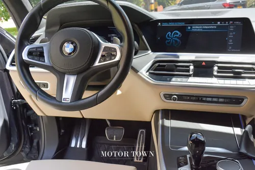 BMW X7 3.0 Xdrive 40i Pure Excelence