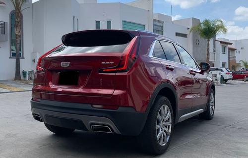 Imagen 2 de 5 de Cadillac Xt4