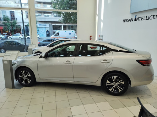 Imagen 5 de 10 de Nissan Sentra Advance Cvt. Con Flete Y Formulario (to)