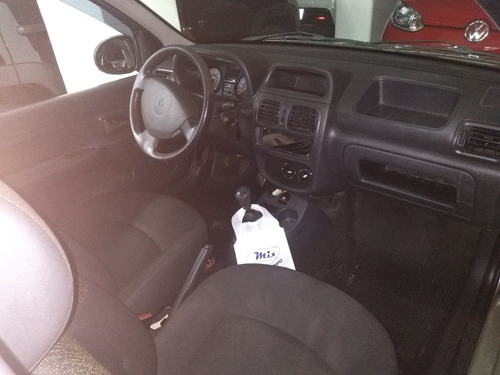 Clio 1.0 Autentic 16v Hi-power 3p
