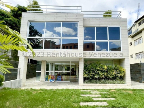 Espectacular Casa Remodelada En Los Naranjos De Las Mercedes 2320535 