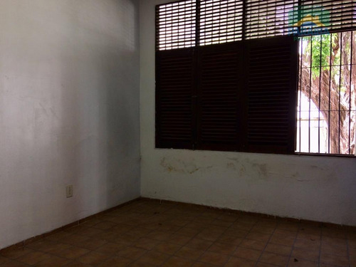 Imagem 6 de 15 de Casa Para Venda Ou Locação - Bairro Dos Estados - João Pessoa - Pb - Ca0213