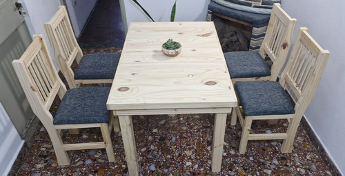 Mesa Comedor Madera Pino 1,20 X 80 + 4 Sillas Tapizadas. Sin Color
