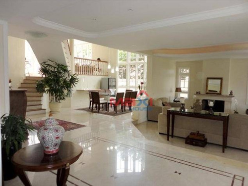 Casa De 650 M² À Venda No Tamboré Três - So0157