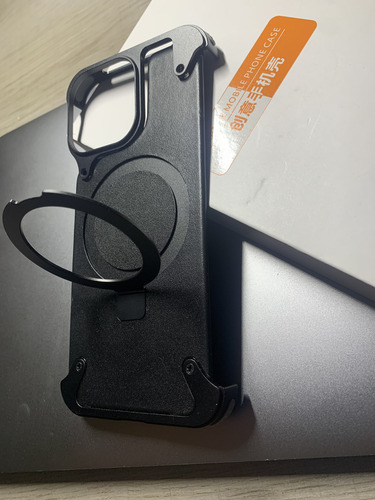 Funda A Prueba De Golpes iPhone 15 Pro Max Negra Magsafe