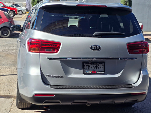 Kia Sedona 2.0 Ex At