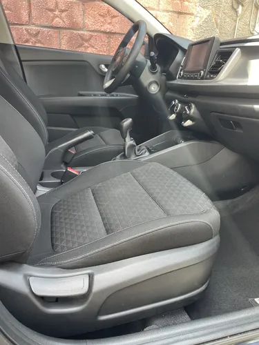 Kia Rio 1.6 Lx Sedan Mt