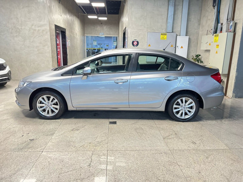 Honda Civic 1.8 LXS 16V FLEX 4P AUTOMÁTICO