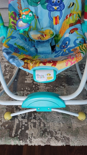 Imagen 4 de 5 de Silla Vibración Baby Einstein Mecedora Musica