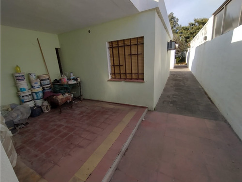 Imagen 18 de 19 de Venta Casa- Patio/3 Dorm.- Excelente Ubicación