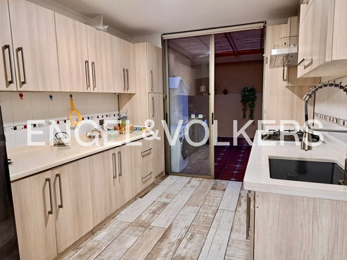 Arriendo Casa En Oficina Petronila