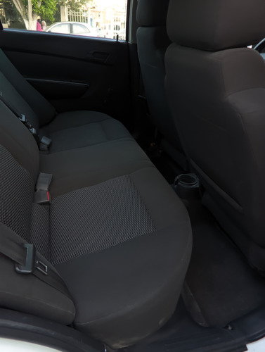 Aveo Mod. 2015 Std. Seguros Eléctricos Clima.