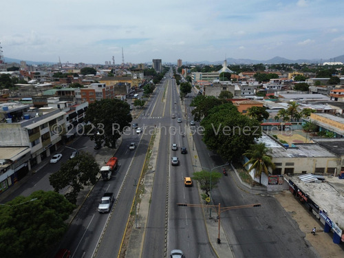José Trivero Vende Espectacular Local Comercial Ubicado En Zona Centro De Barquisimeto