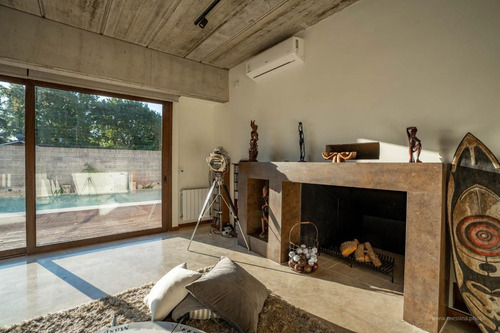 Importante Casa En Venta Las Lomas-santa Rita! Moderna E Impecable!