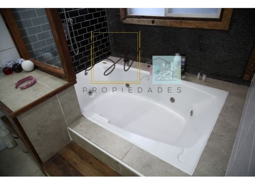 Se Vende Hermosa Casa Sector Lo Barneches