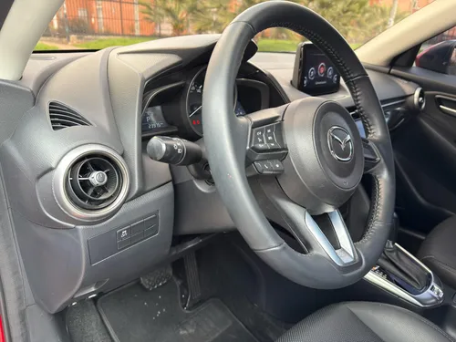Mazda 2 1.5 TOURING AUTOMATICO HB
