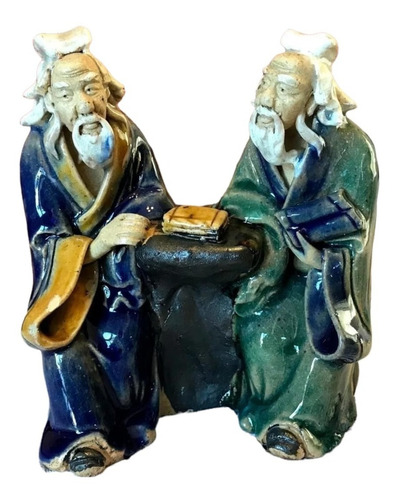 Figura Estatua Porcelana Oriental Sabios Con Mesa