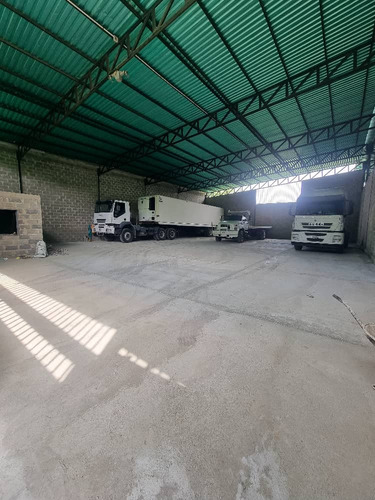 Galpón En Venta En Los Teques