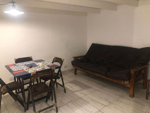 Departamento Hecho A Nuevo En Ph Ubicado En La Zona Turística De San Telmo.