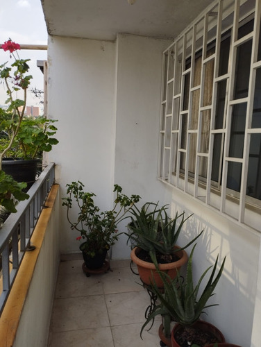 Venta Casa Con Terraza En Campo Valdés Medellín 