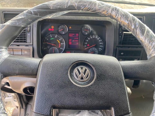 Vw 24280 Const 6x2 - 2015