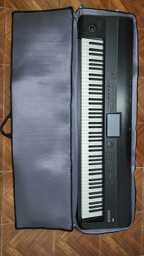 Korg Krome 88 Teclas 88 Workstation + Funda Con Ruedas