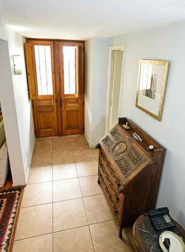 Casa En Arriendo, Sector Los Domínicos 3d+3b+manzarda.